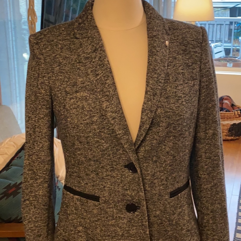 Tommy Hilfiger blazer pockets with silk lining - Picture 8 of 9
